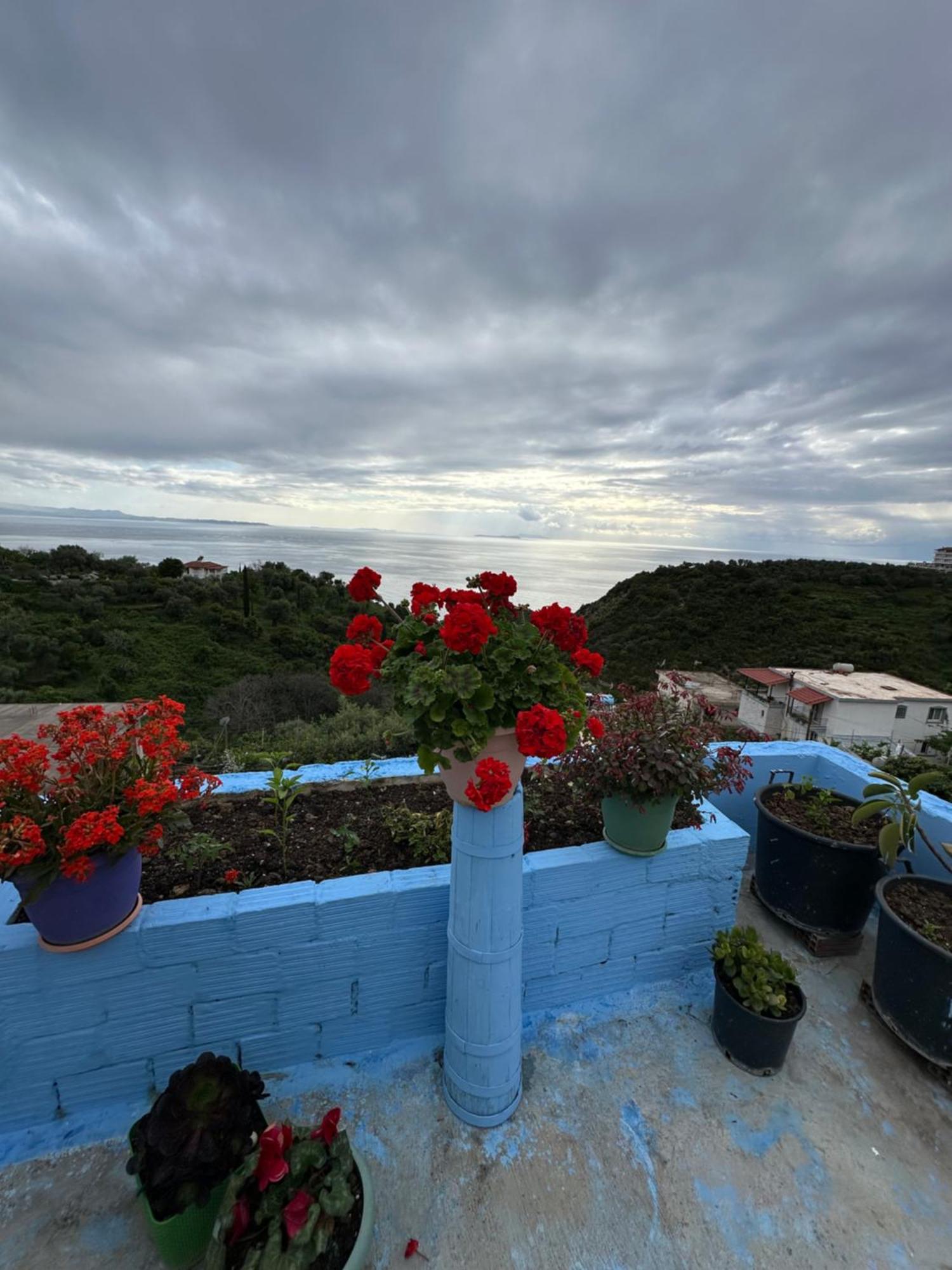 Selami Sea View Apartments Lukovë Екстериор снимка