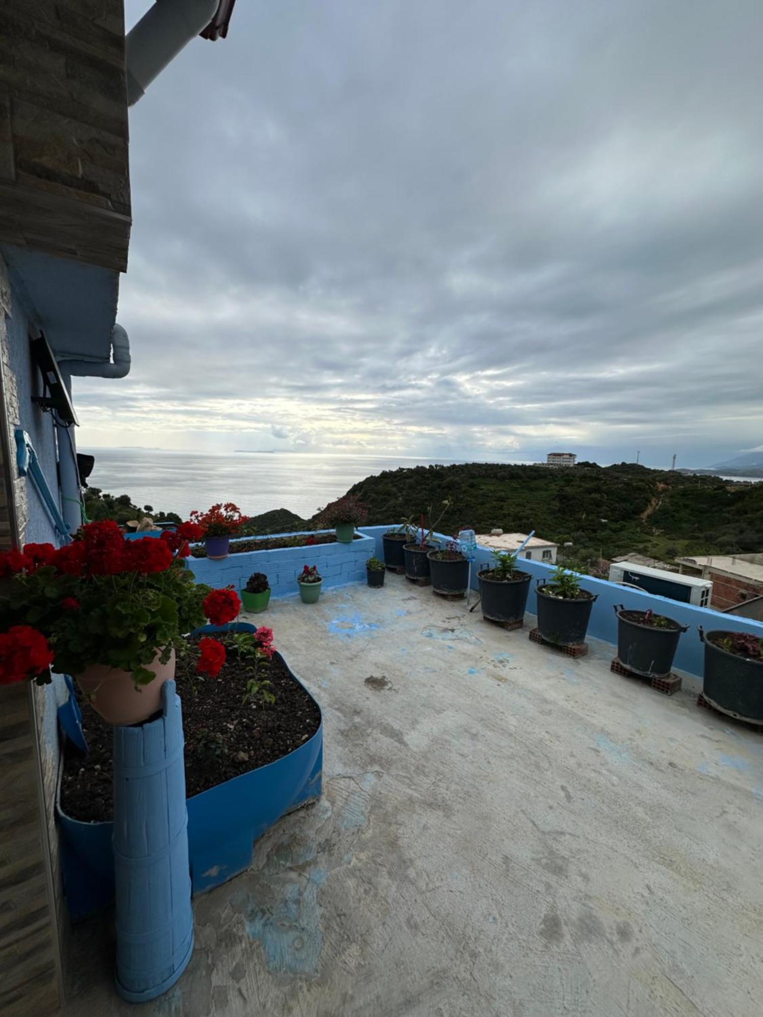 Selami Sea View Apartments Lukovë Екстериор снимка